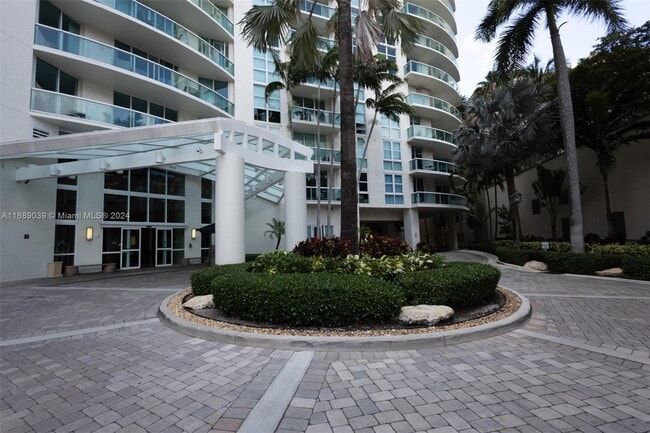 Photo - 347 N New River Dr E Unit #2709