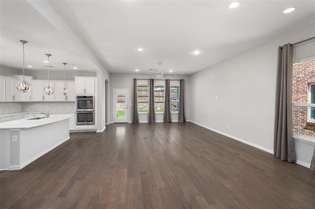 Photo - 2401 Olivia Ln