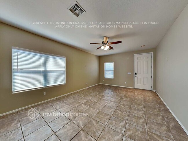 Photo - 982 E Dee St