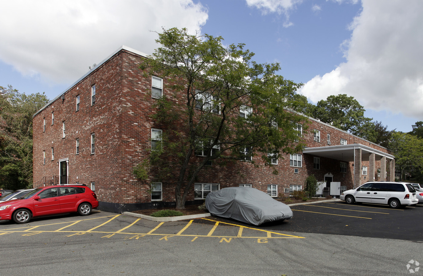 Photo - Highland St Apartments