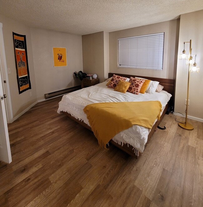 Primary bedroom - 15707 4th Ave S Unit 23