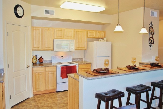 Spacious Kitchens - Liberty Bend