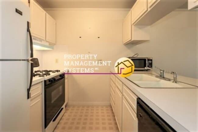 Photo - 1174SFD Unit #423