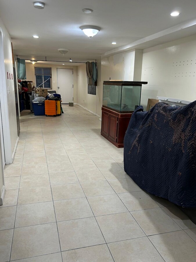 Photo - 487 Rutland Rd