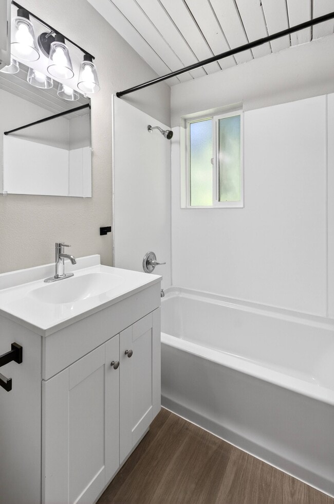 Modern, newly refreshed bathroom with shower tub combo! - Horizon Park