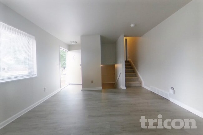 Photo - 1338 Mears Dr