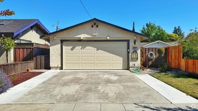 Building Photo - 3 bedroom in Santa Clara CA 95050 Rental