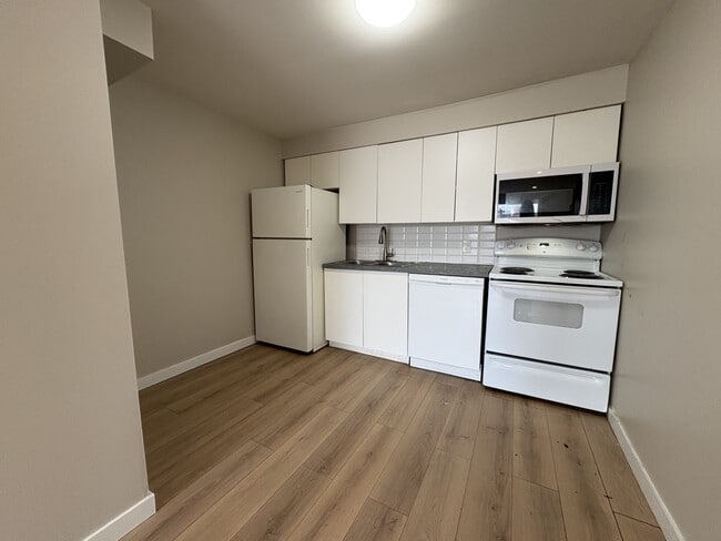 Photo - 200 Spruce St Unit 8