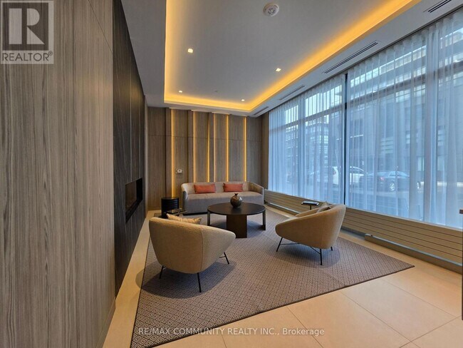 Photo - 1610 Charles St