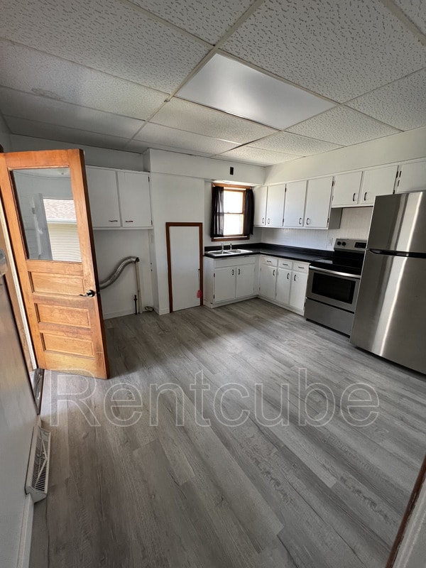 Photo - 1704 Rhomberg Ave