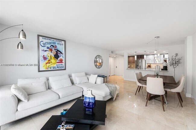 Photo - 1149 Hillsboro Mile Condo Unit 608