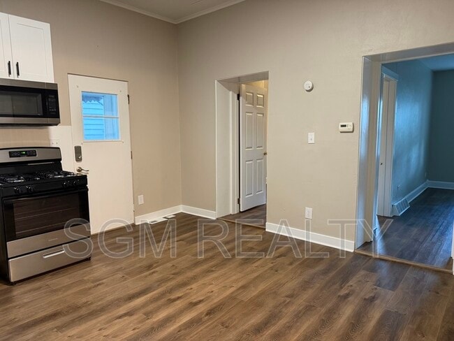 Photo - 316 W Mill St Unit Apt. 3