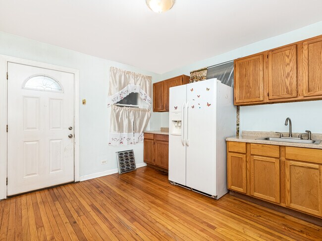 Photo - 2628 S Kedzie Ave Unit Garden