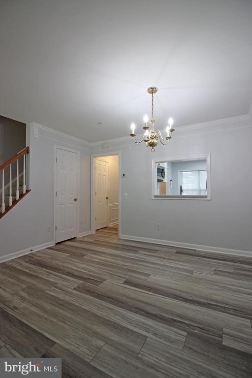 Photo - 21783 Baldwin Square