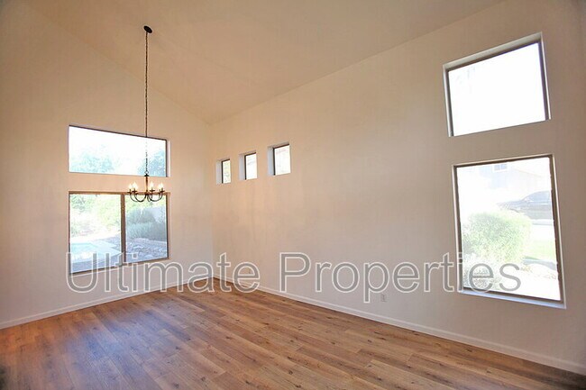 Photo - 20920 N 67th Dr