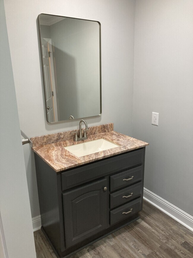 Photo - 321 Ismael Rd