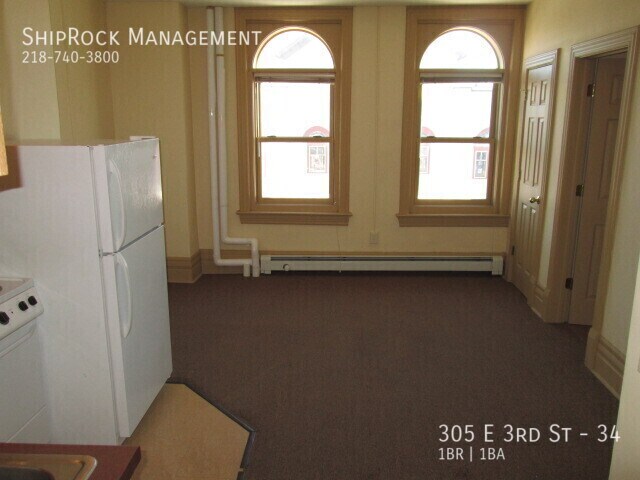 Photo - 305 E 3rd St Unit 34