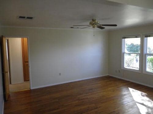 Photo - Downtown Sonora Gem!