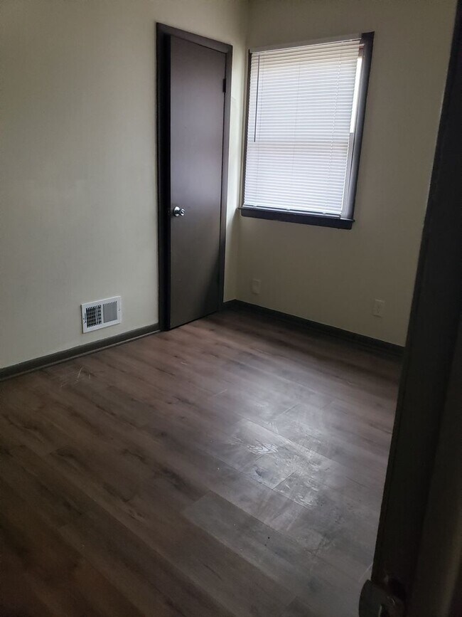 Photo - 7940WHamptonM Unit 7942