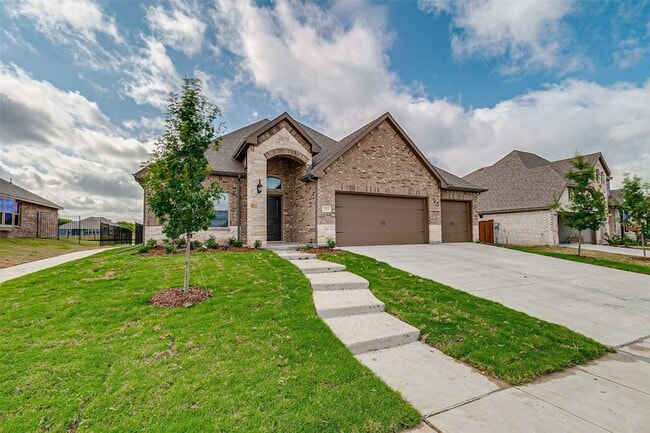 Photo - 327 Sweetspire Dr