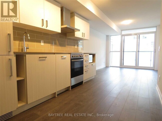 Photo - 125 Redpath Ave Unit 508
