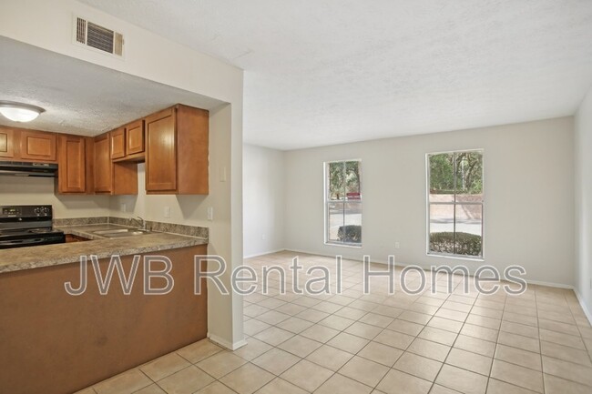 Photo - 7201 Arlington Expy Condo Unit 78