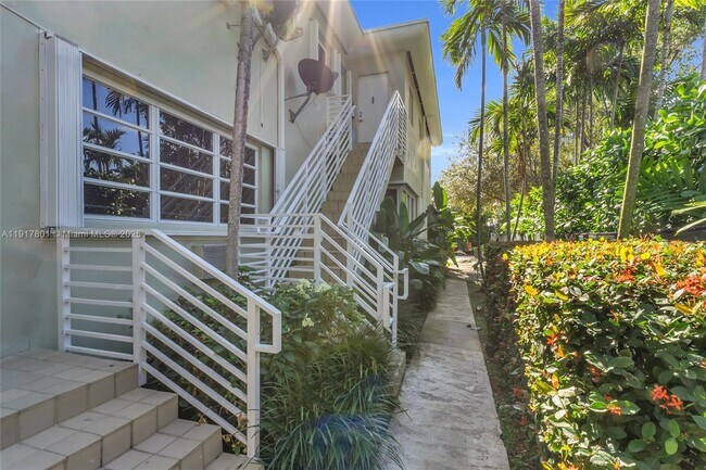 Photo - 1101 98th St Unit 5