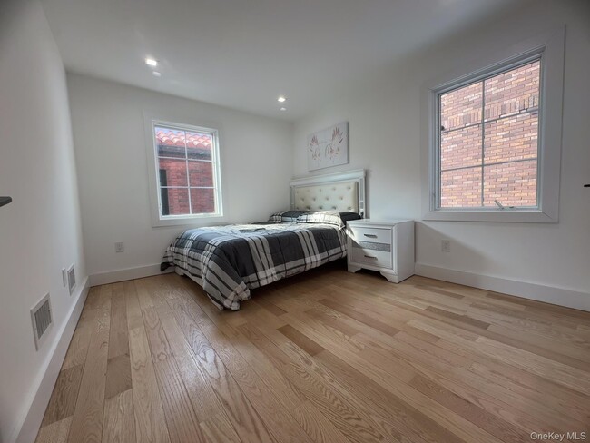 Photo - 214-31 39th Ave Unit 2