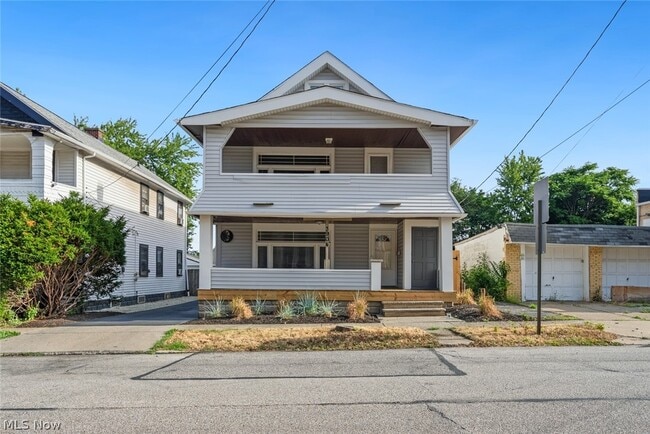 Building Photo - 3904 Ardmore Ave Unit UP