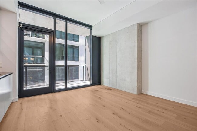 Photo - 610 Davis St Unit 2707