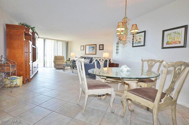 Photo - 260 Seaview Ct Unit 404