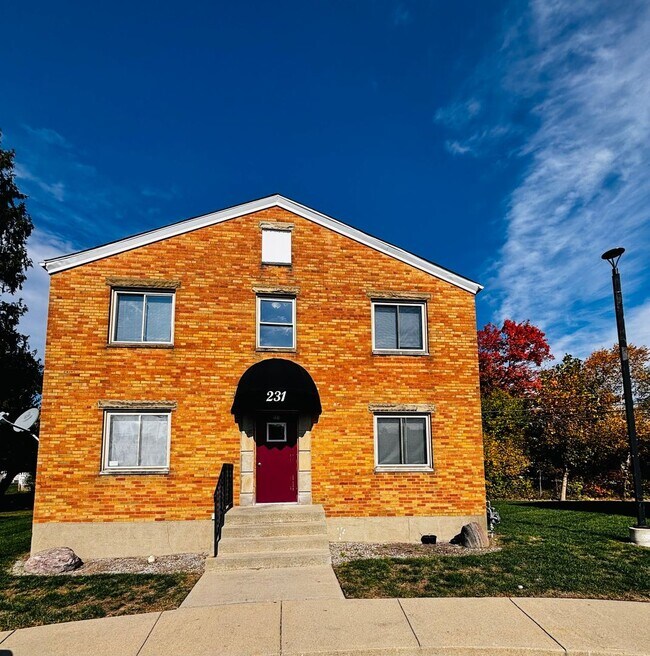 Photo - Newly Renovated 2 bedroom in Fairborn! Close to Wright Patt and I-675 Unidad 231 - D