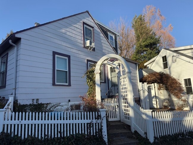 Photo - 8 Fox Point Rd