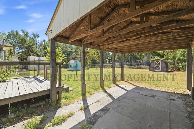 Photo - 833 S Elizabeth St