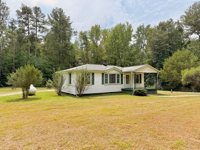 Photo - 620 Forksville Rd
