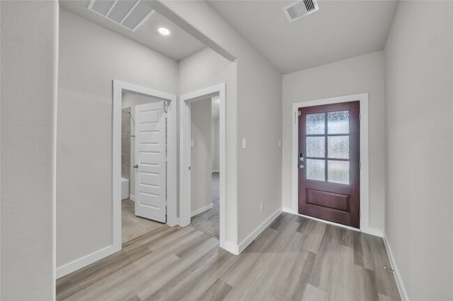 Photo - 6338 Buffalo Bnd Ln