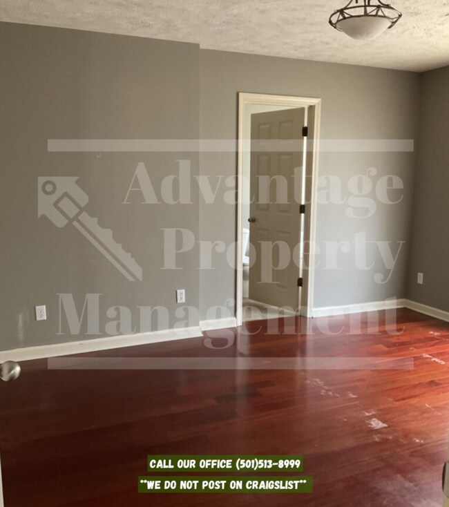 Photo - 2730 York Ln