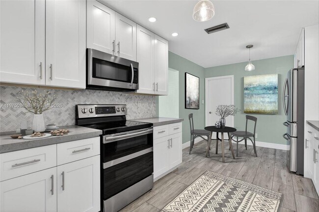 Photo - 7613 NW 67th Ave