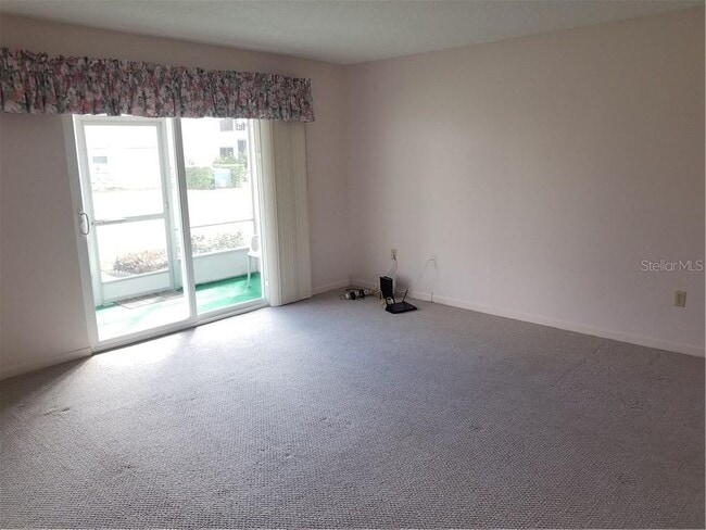 Photo - 2727 75th St W Unidad 7A3