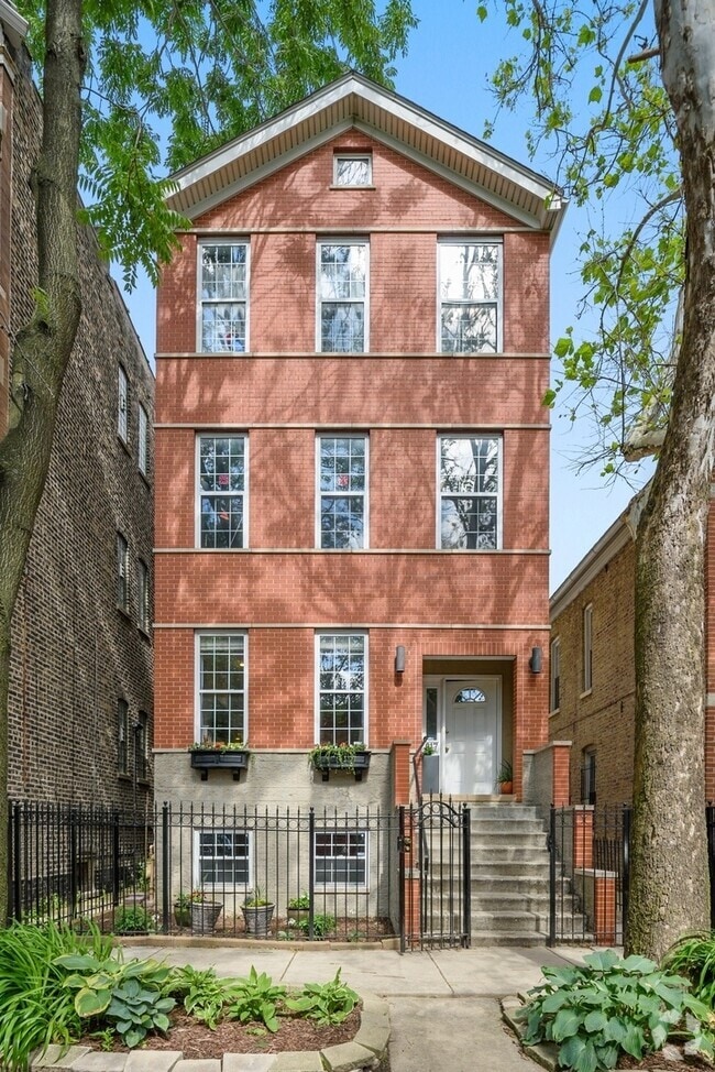 Building Photo - 817 N Hermitage Ave Unit 1 Rental