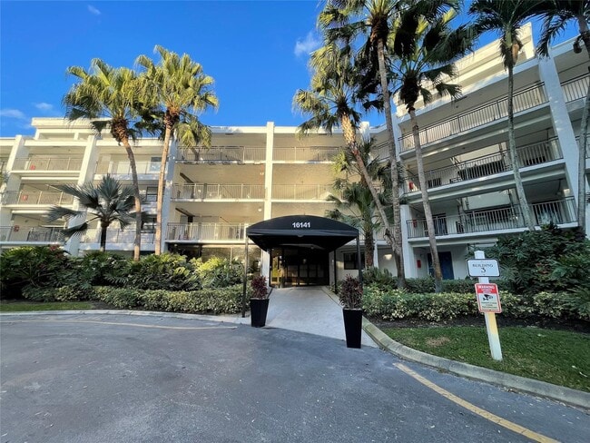 Photo - 16141 Blatt Blvd Unit 408