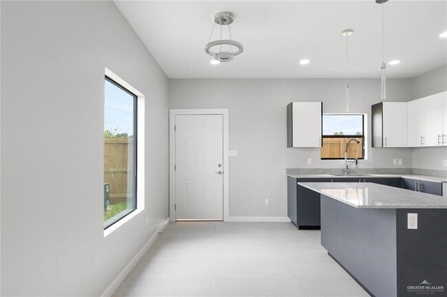 Photo - 15 Summerland Ln Unit 4