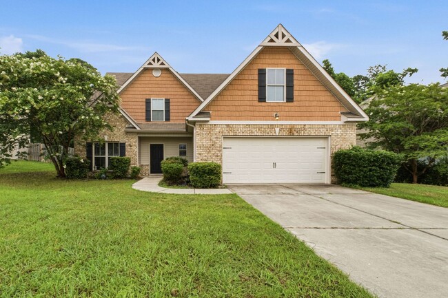 Building Photo - Elegant Two-Story Living – 5 Beds, 2.5 Baths