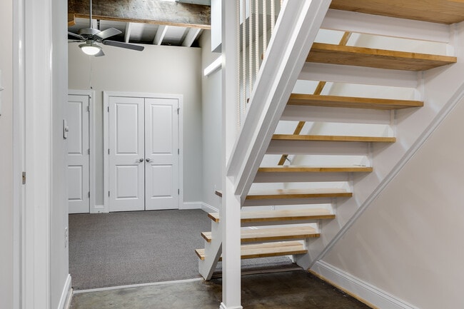 1710 Lofts