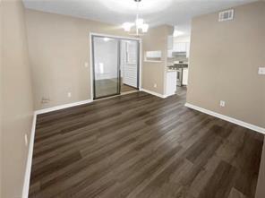 688 Stratford Green