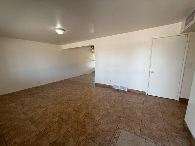 Photo - 1325 N Venice Ave