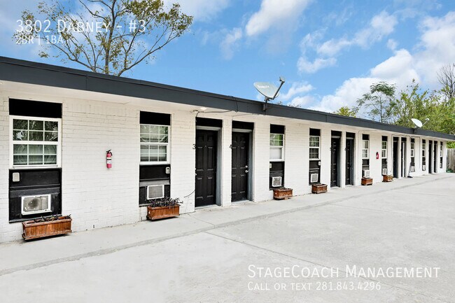 Building Photo - 3802 Dabney-#3 Unit #3 Rental
