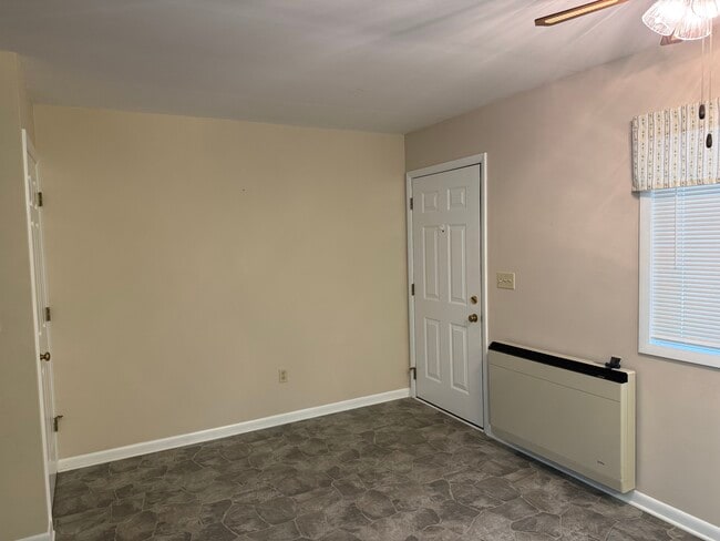 Front Door Kitchen - 23 Ontario St Unit 7