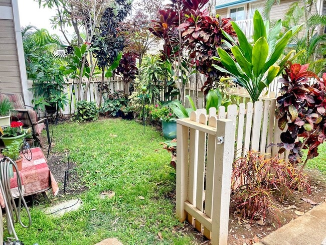 Photo - Southpointe - Furnished 2 Bed / 1 Bath Ground Floor Unit w/fenced in yard Unit 5-103