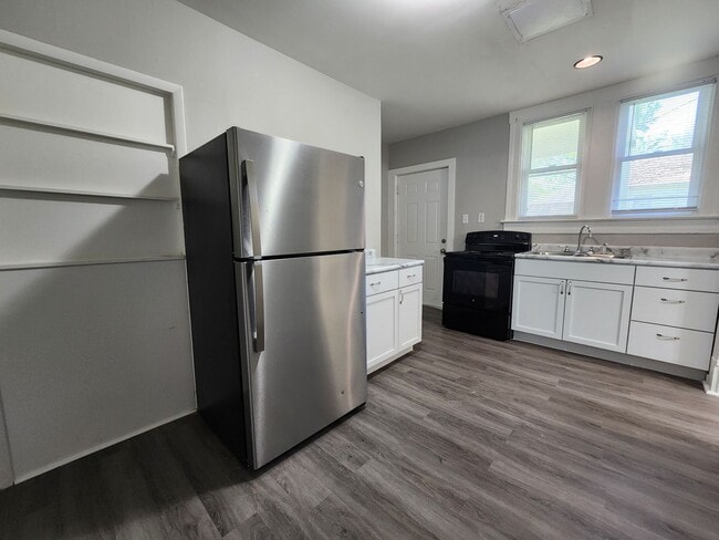 1201 S 7th St Unit 2 (B1-324)(B1-326)